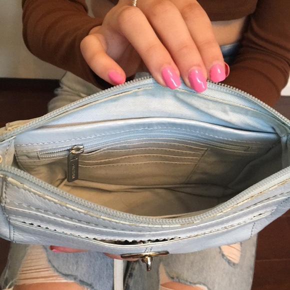 Danier leather purse light blue - Picture 3 of 3